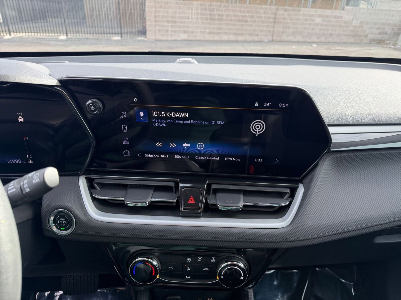 Thumbnail: 2025 Chevrolet TrailBlazer - 18