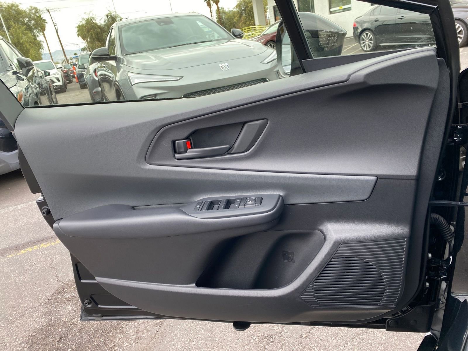 Thumbnail: 2025 Toyota Prius - 20