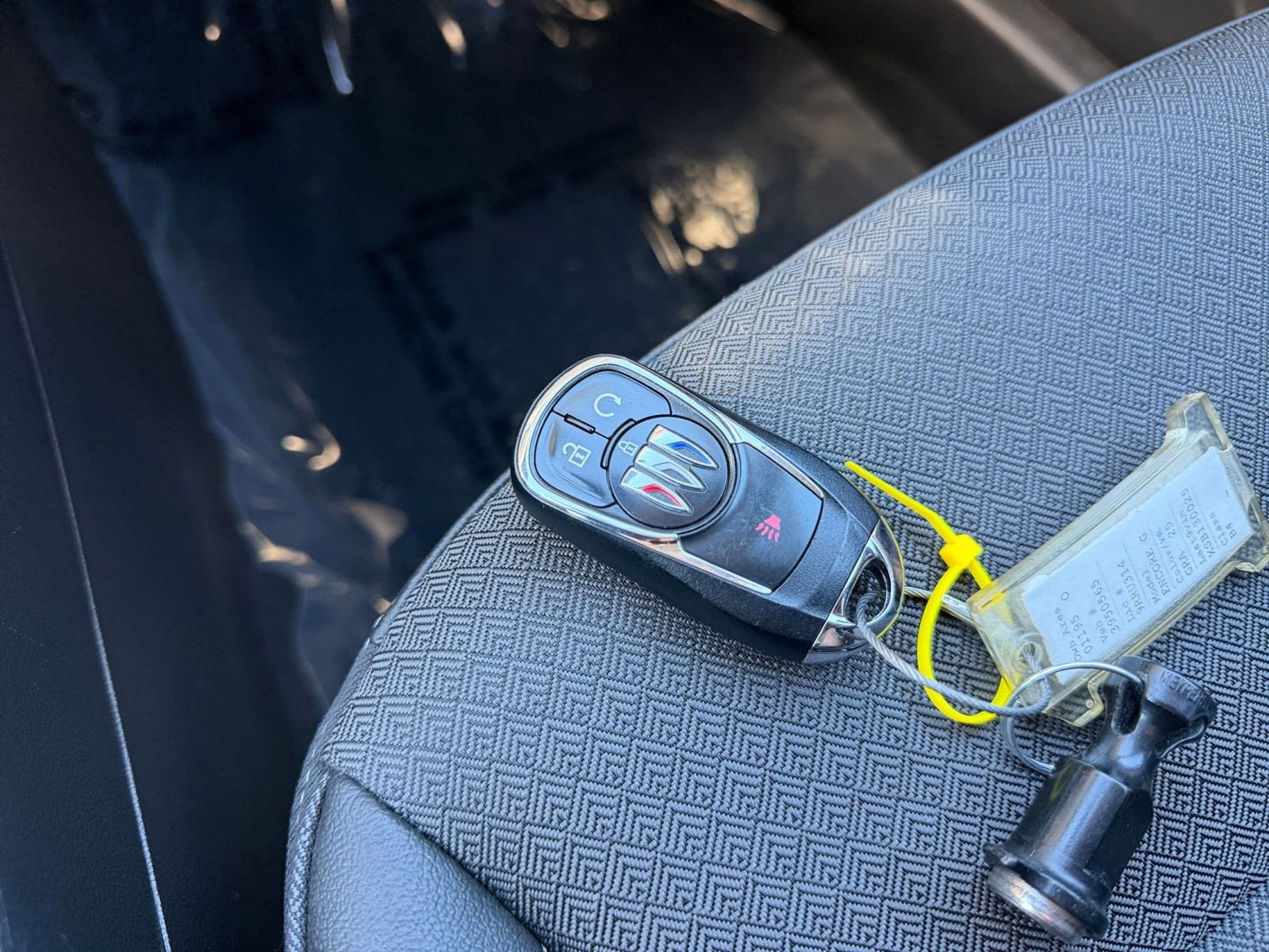 Thumbnail: 2025 Buick Encore GX - 22