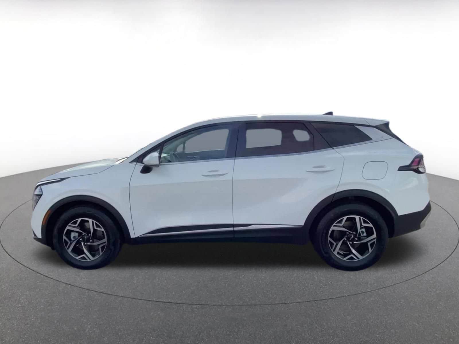 Thumbnail: 2025 Kia Sportage - 9