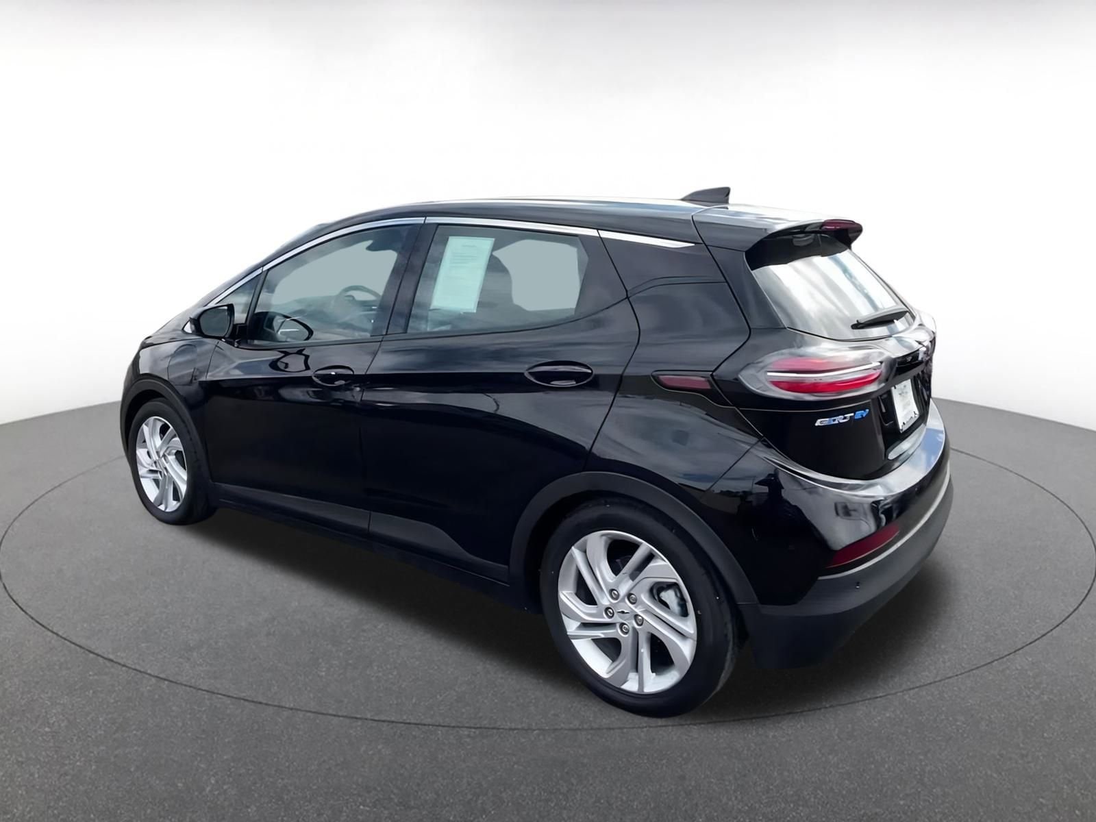 Thumbnail: 2023 Chevrolet Bolt EV - 10