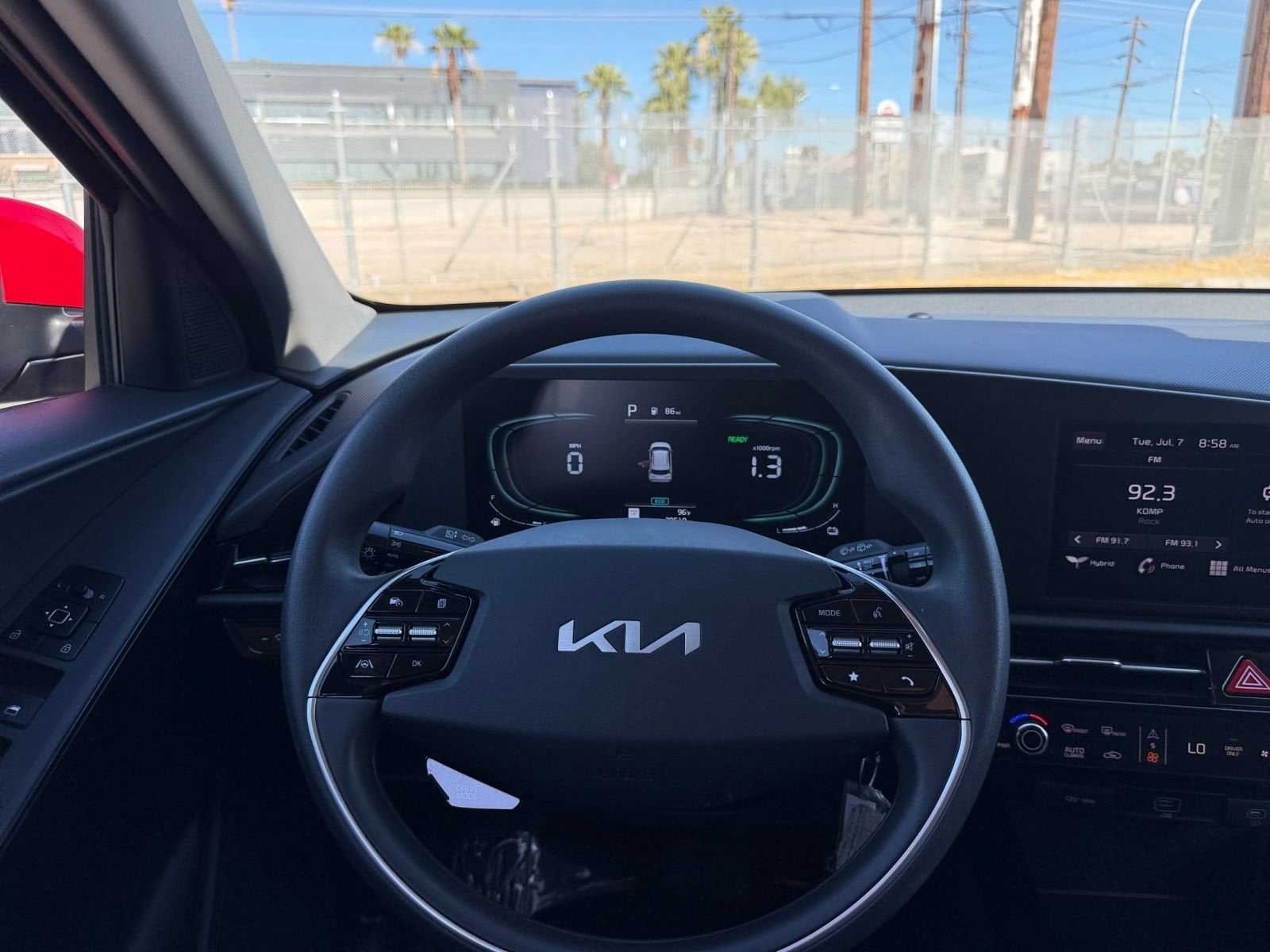 Thumbnail: 2026 Kia Niro - 32