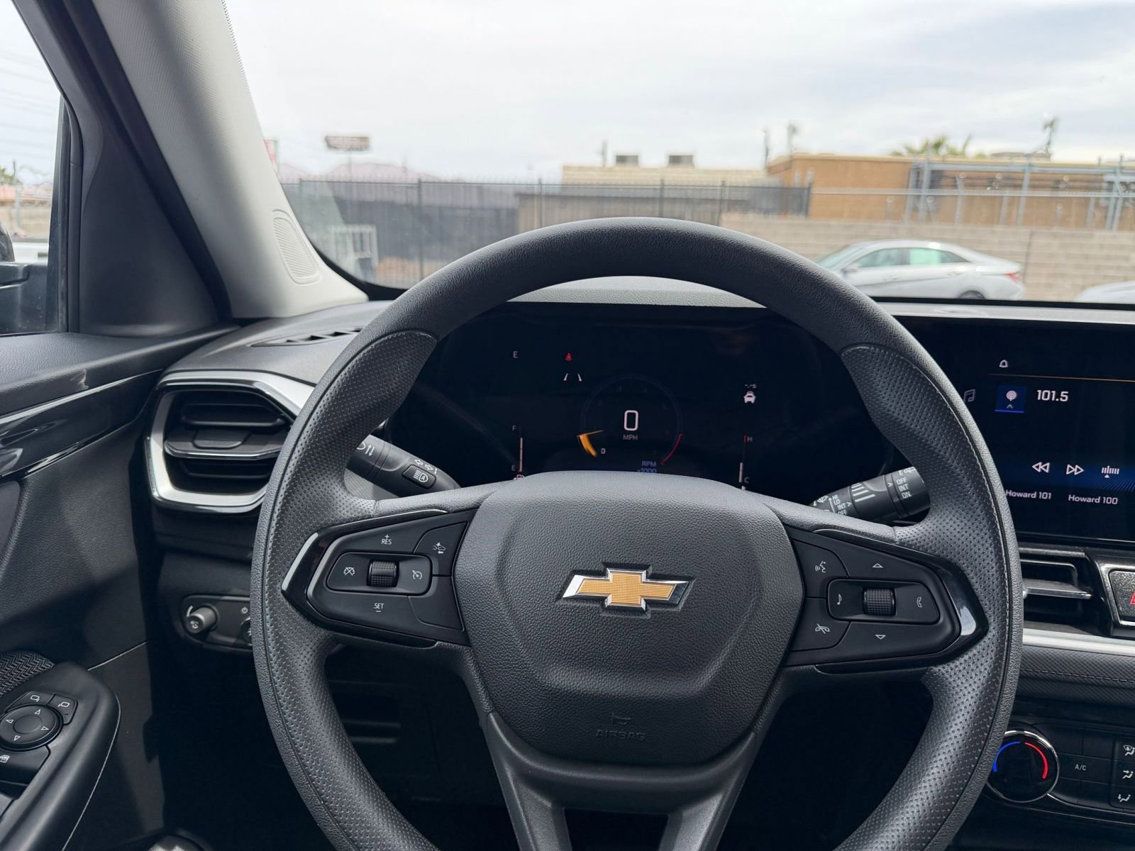 Thumbnail: 2025 Chevrolet TrailBlazer - 33