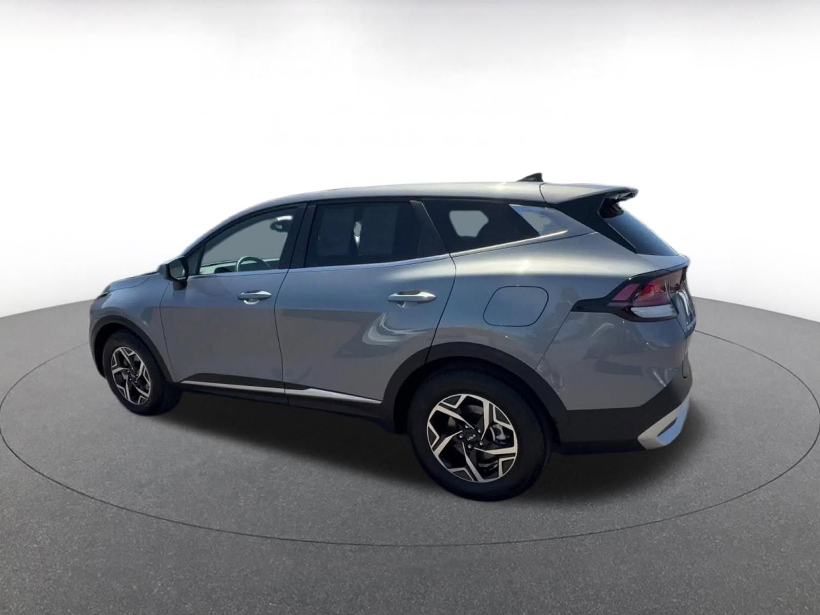 Thumbnail: 2025 Kia Sportage - 10
