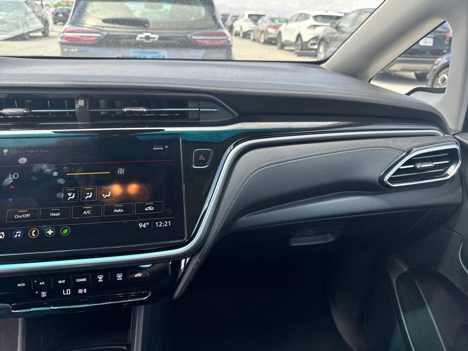 Thumbnail: 2023 Chevrolet Bolt EV - 10