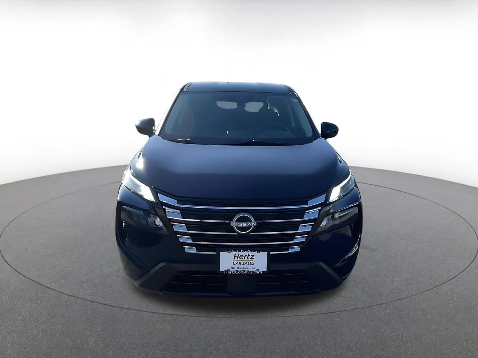 Thumbnail: 2025 Nissan Rogue - 4
