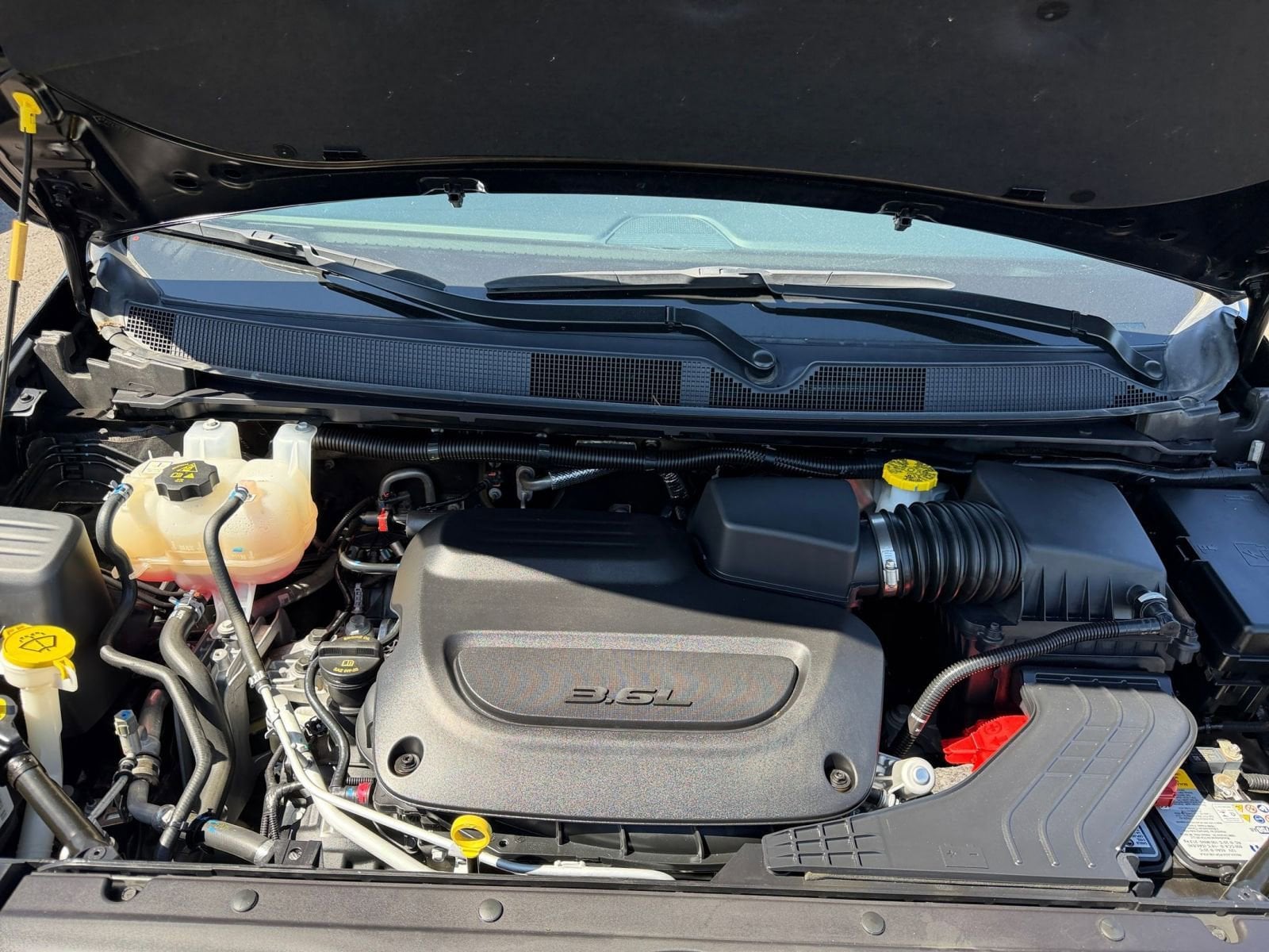 Thumbnail: 2025 Chrysler Pacifica - 33