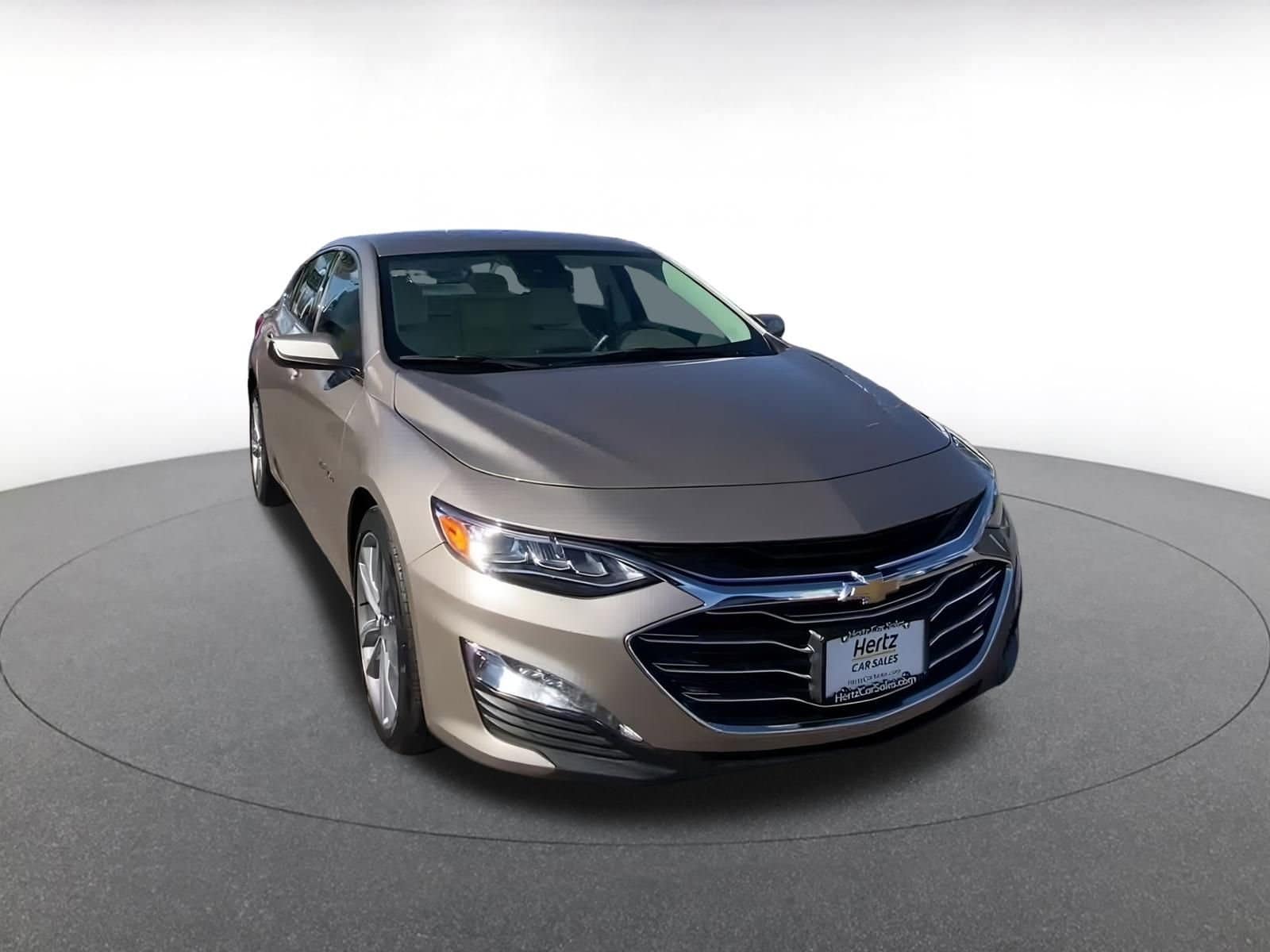 Thumbnail: 2024 Chevrolet Malibu - 3