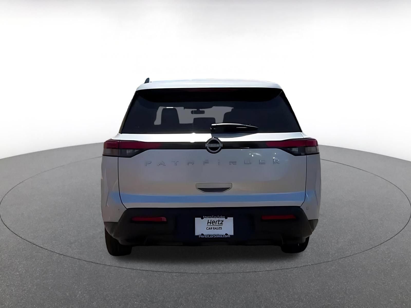 Thumbnail: 2025 Nissan Pathfinder - 12