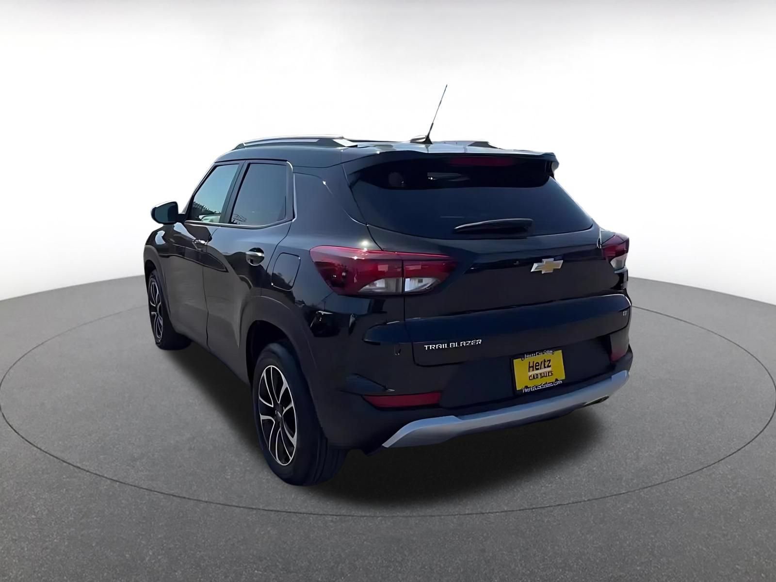 Thumbnail: 2025 Chevrolet TrailBlazer - 11