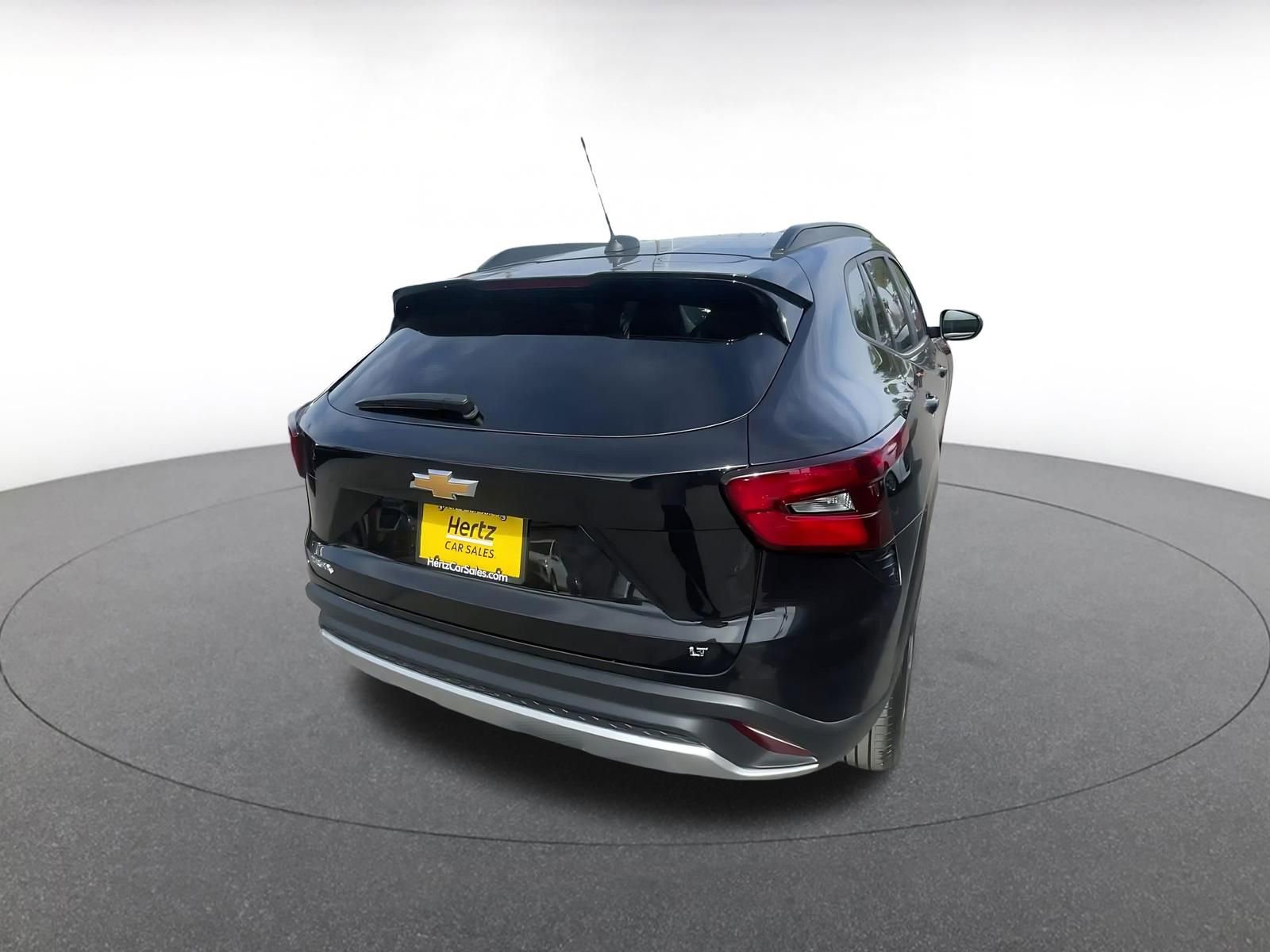 Thumbnail: 2025 Chevrolet Trax - 14