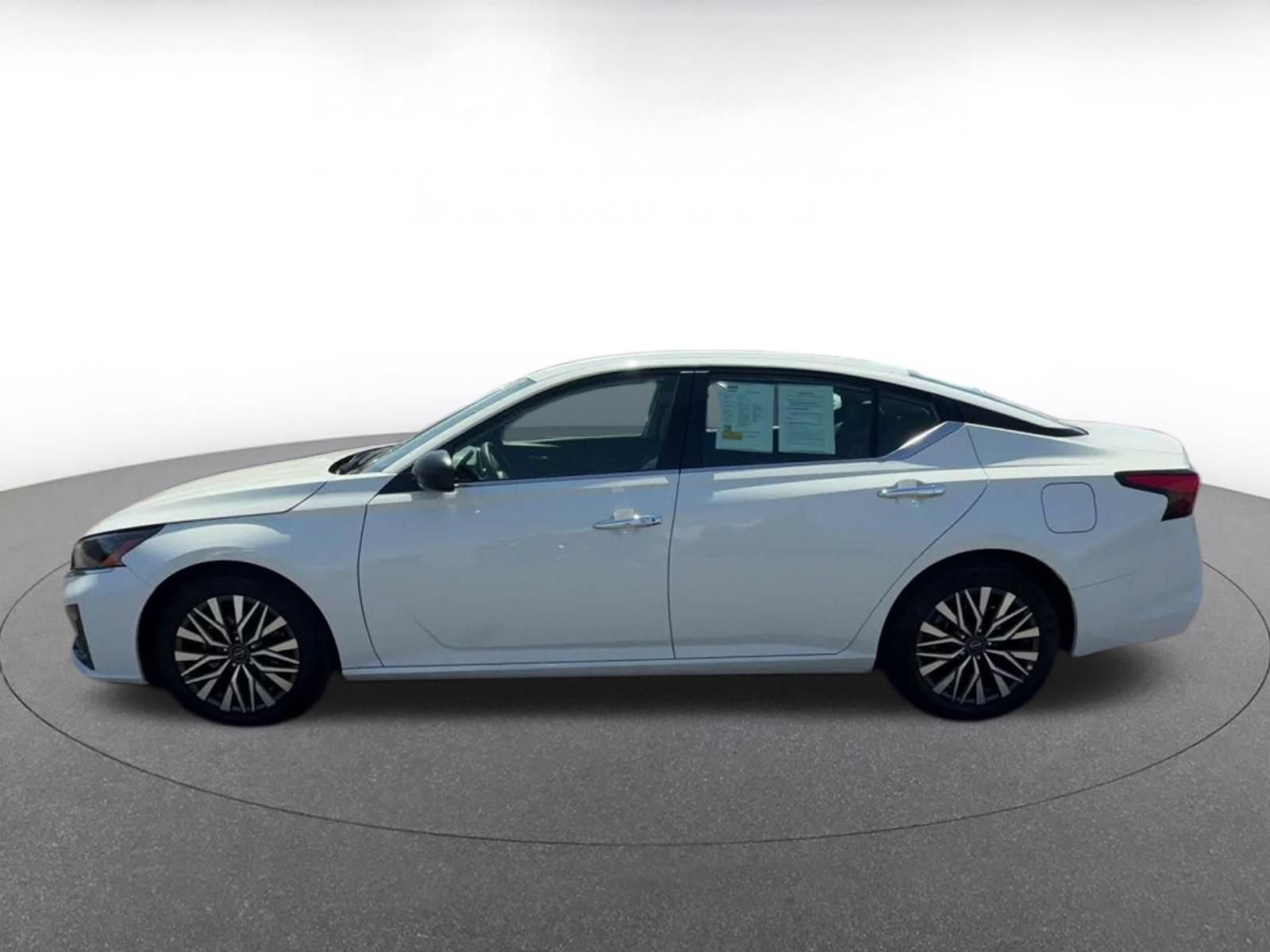 Thumbnail: 2025 Nissan Altima - 7