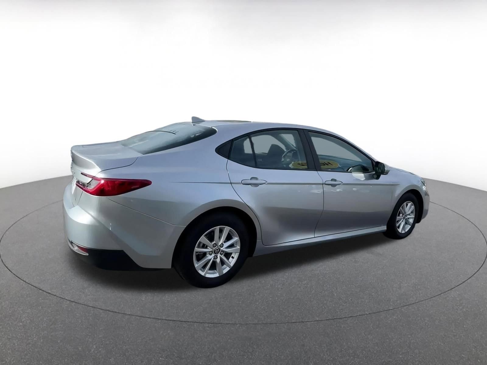 Thumbnail: 2025 Toyota Camry - 15