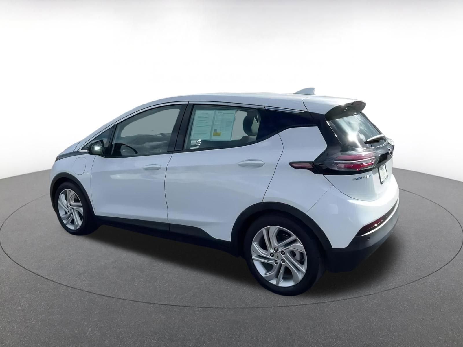Thumbnail: 2023 Chevrolet Bolt EV - 10