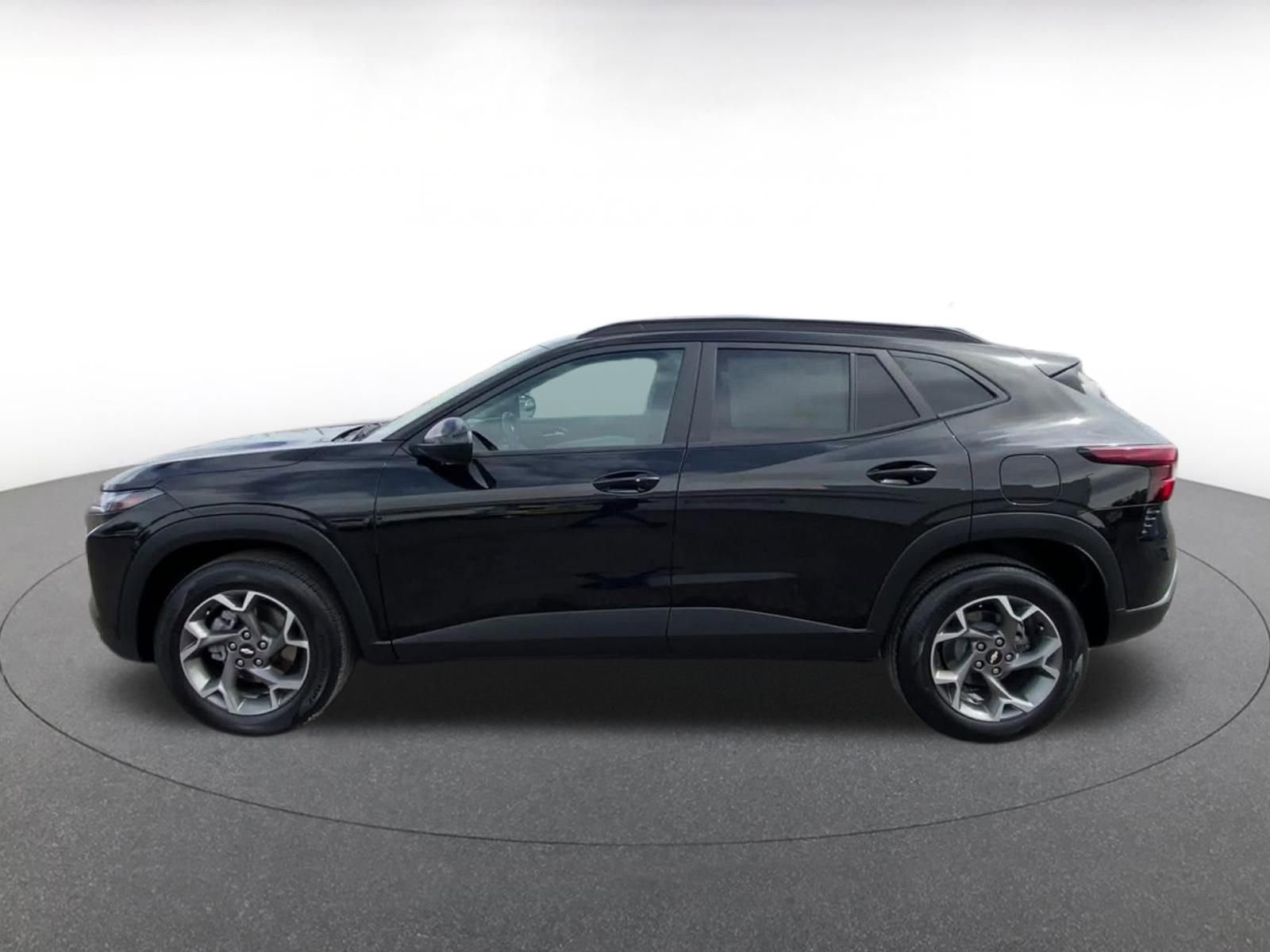 Thumbnail: 2025 Chevrolet Trax - 9