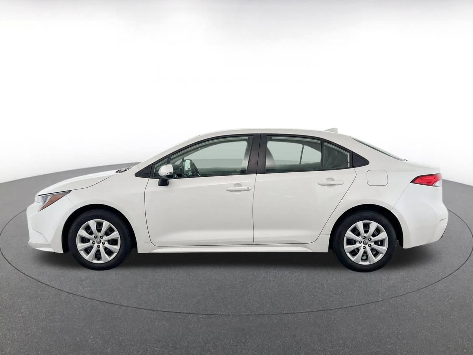 Thumbnail: 2025 Toyota Corolla - 4