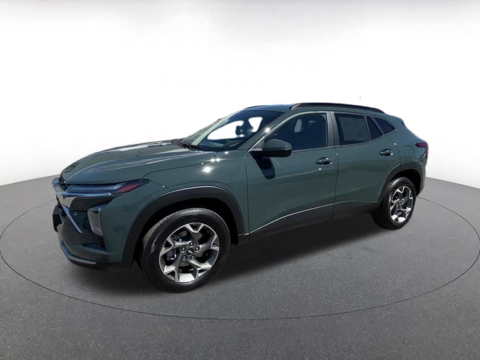 Thumbnail: 2025 Chevrolet Trax - 8