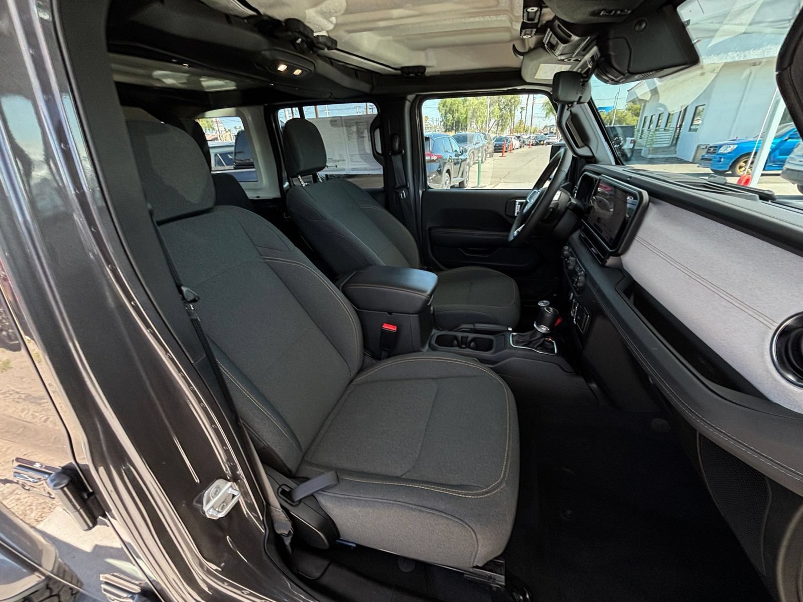 Thumbnail: 2025 Jeep Wrangler - 35