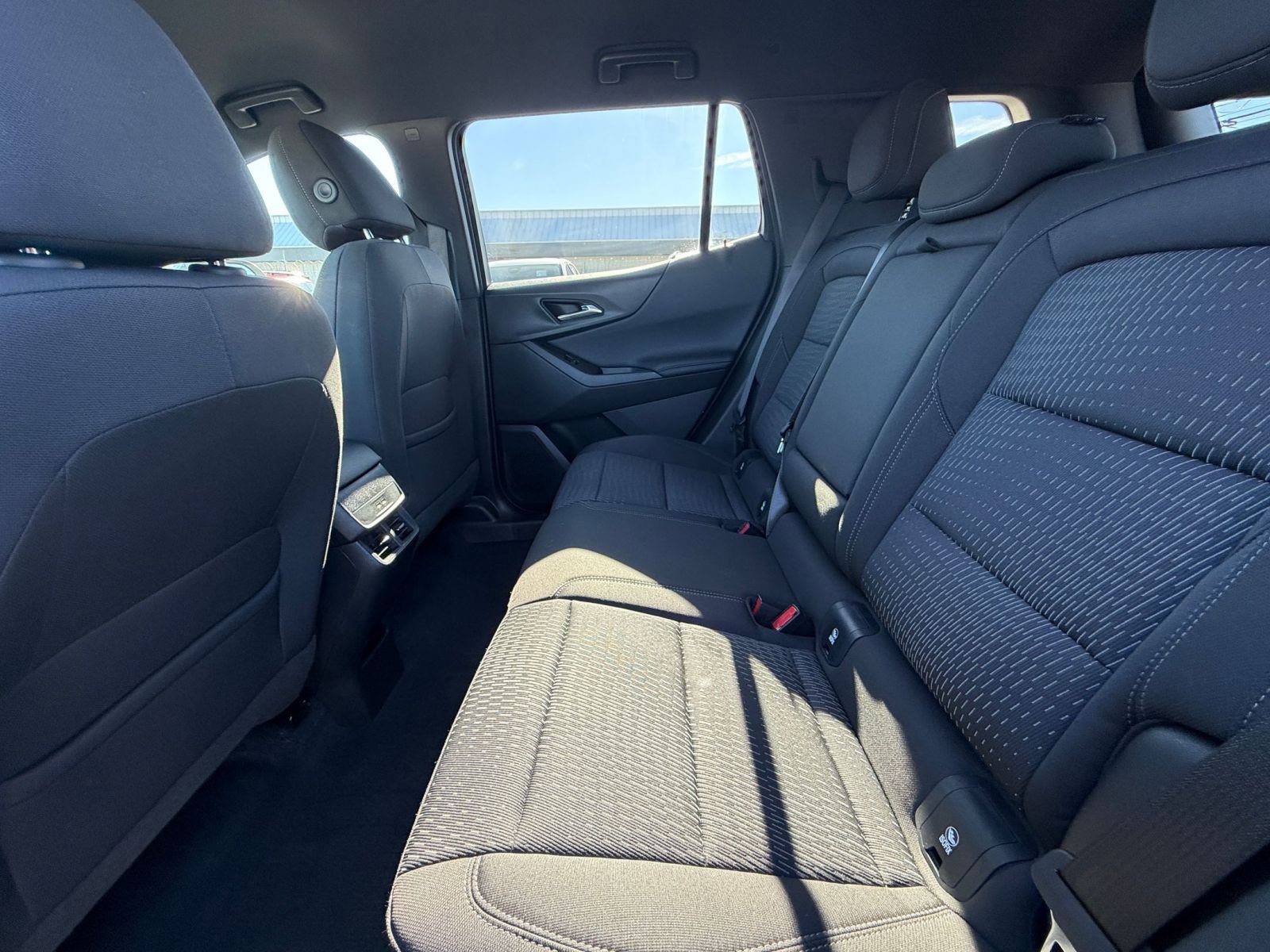 Thumbnail: 2025 Chevrolet Equinox - 23