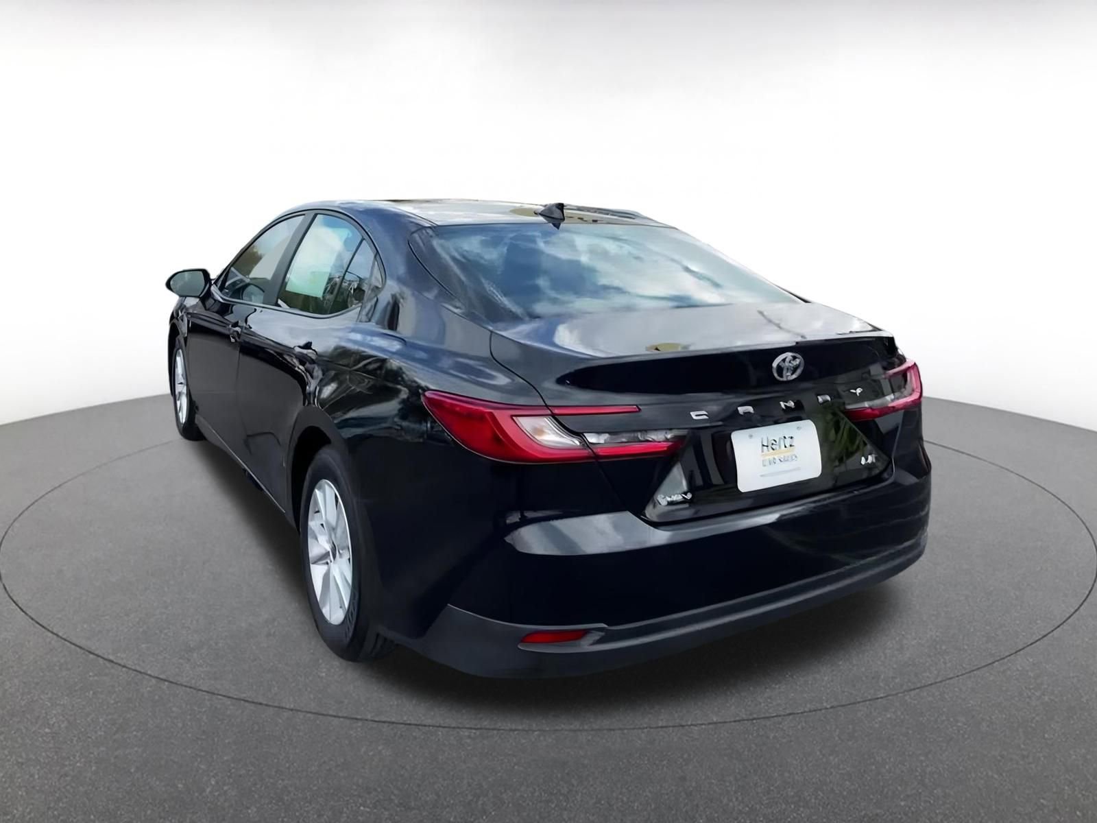 Thumbnail: 2025 Toyota Camry - 11