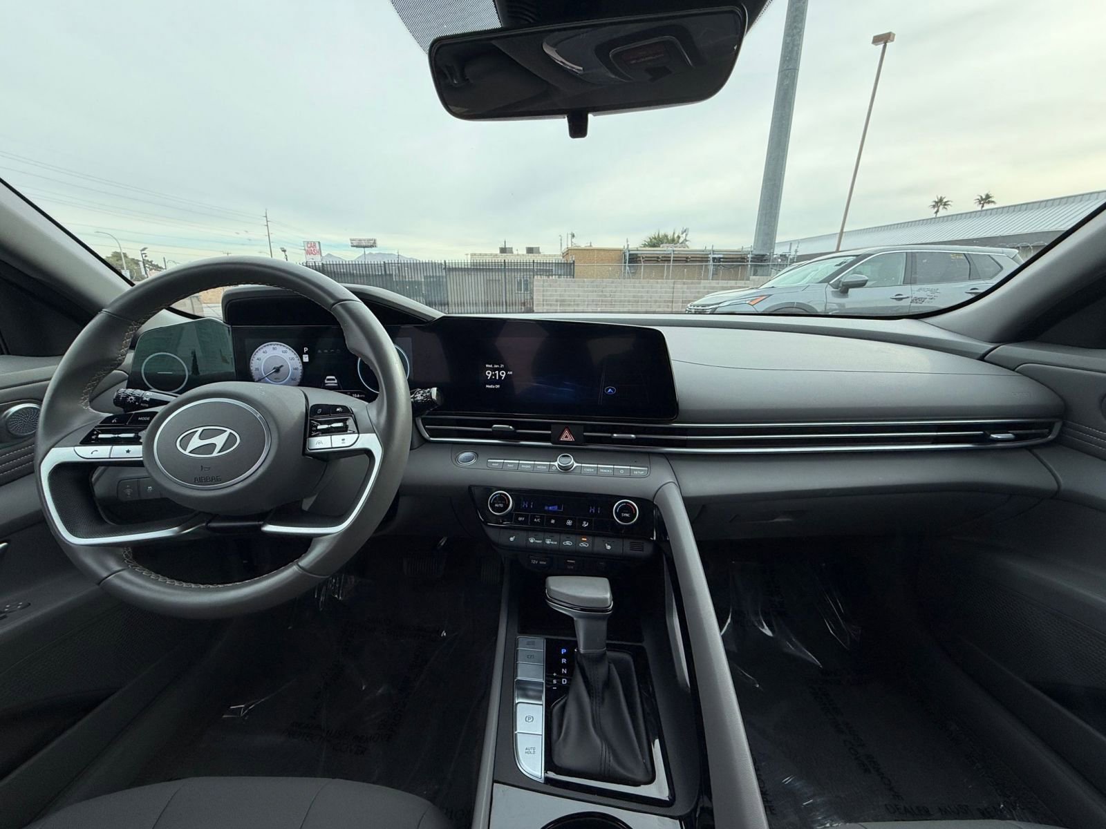 Thumbnail: 2025 Hyundai Elantra - 34