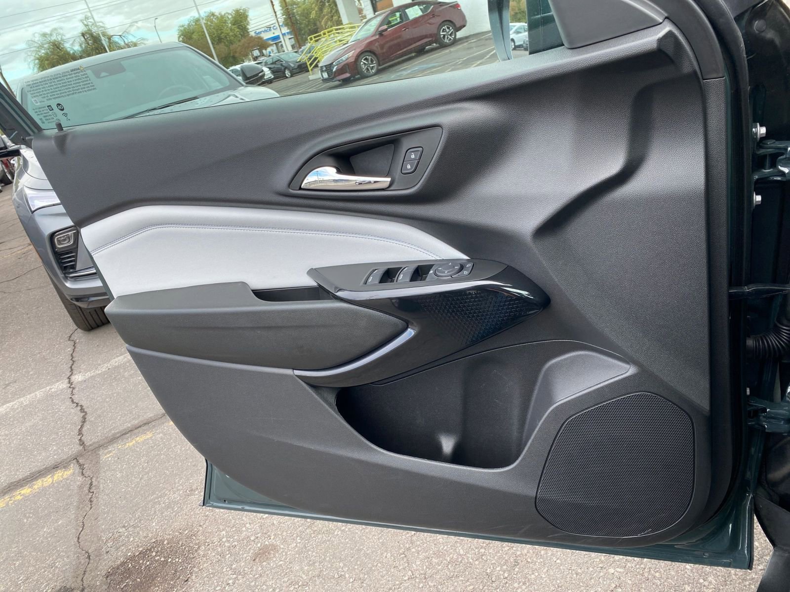 Thumbnail: 2025 Chevrolet Trax - 20