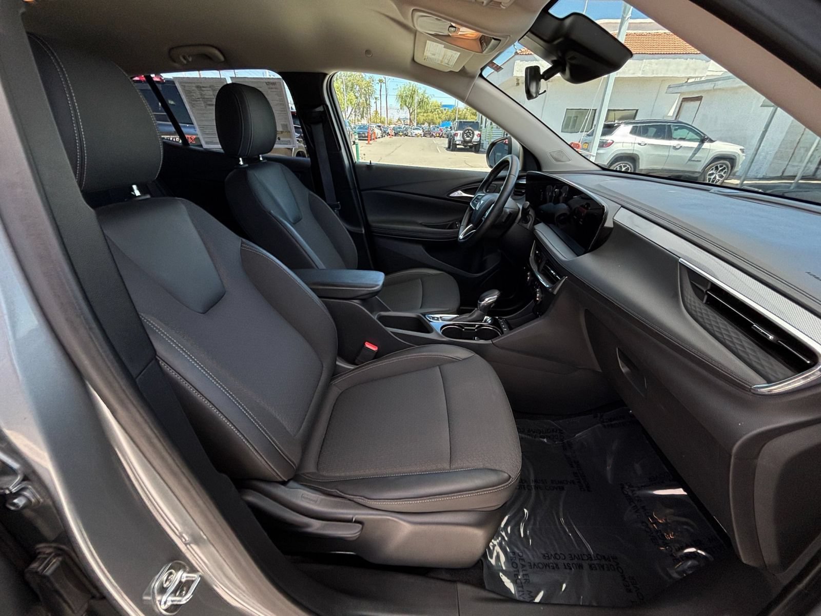 Thumbnail: 2025 Buick Encore GX - 25