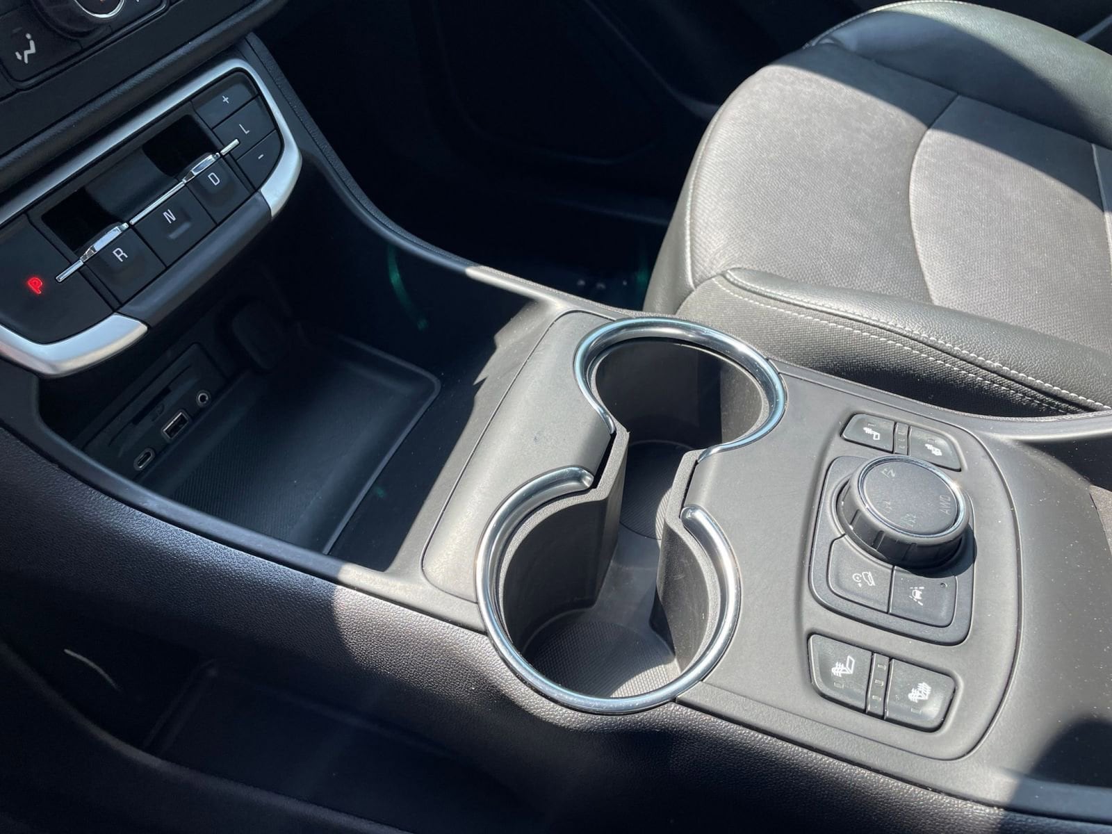 2024 GMC Terrain SLT 35