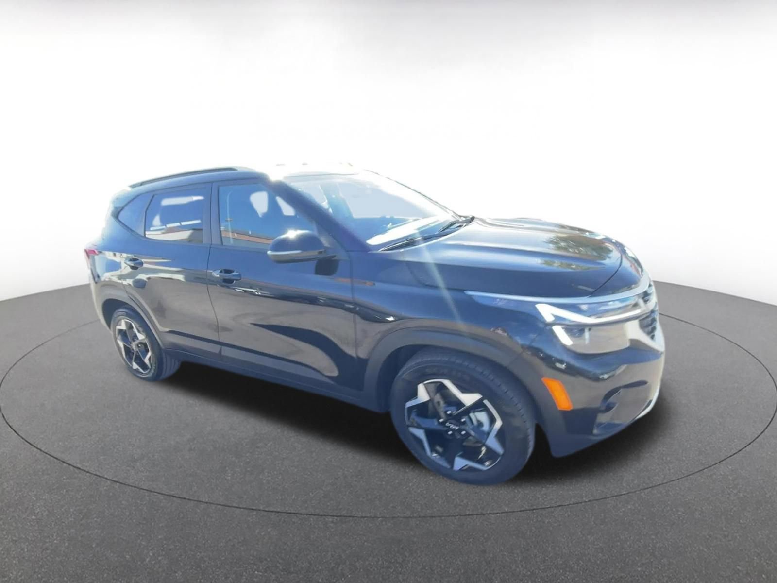 Thumbnail: 2025 Kia Seltos - 2