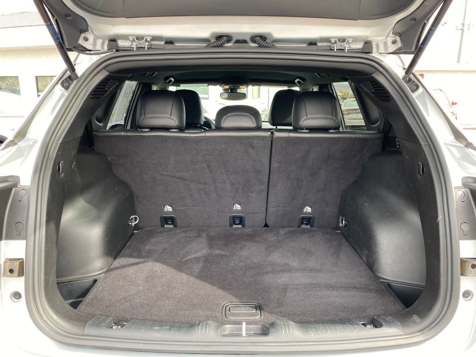 Thumbnail: 2025 Jeep Compass - 32