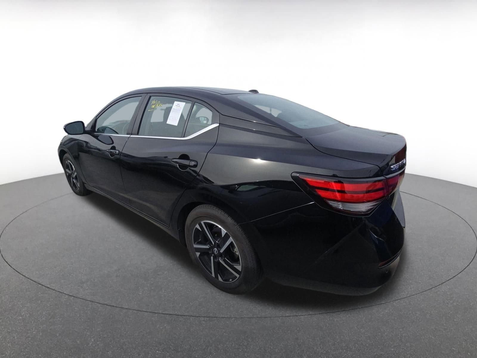 Thumbnail: 2025 Nissan Sentra - 6