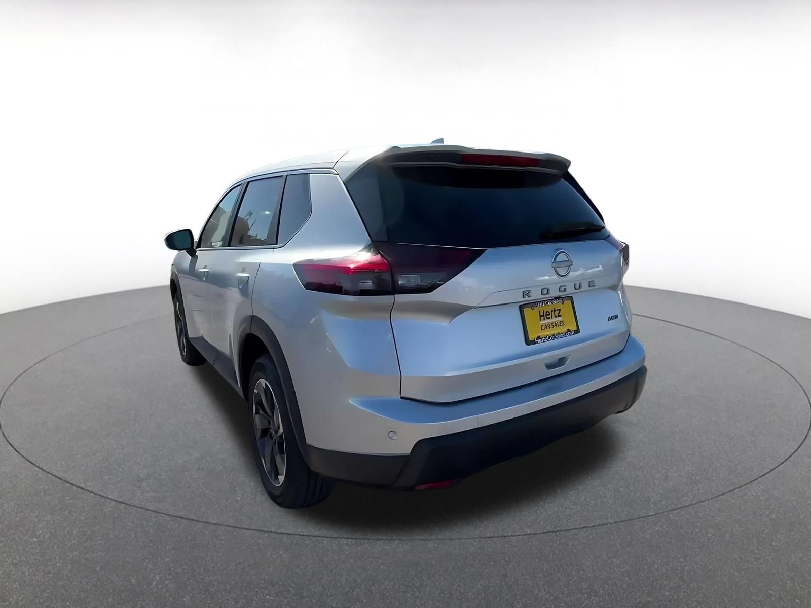 Thumbnail: 2025 Nissan Rogue - 10