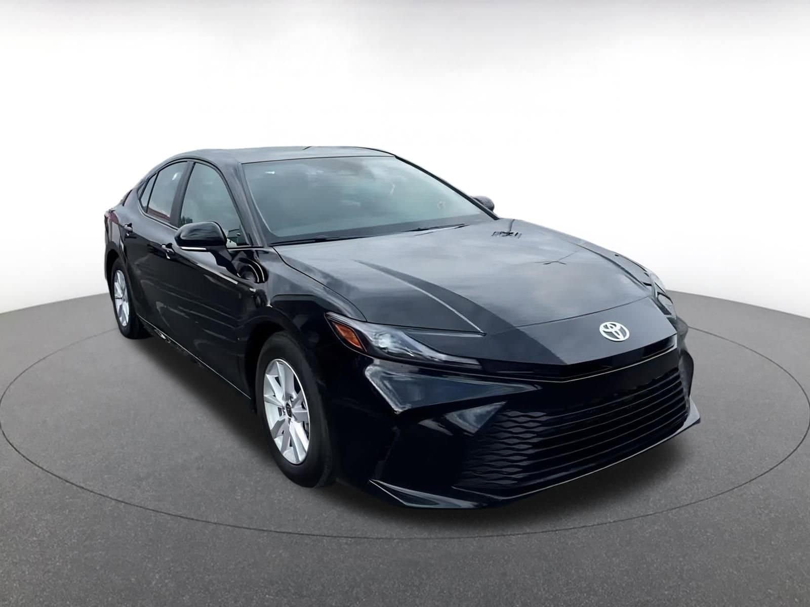 Thumbnail: 2025 Toyota Camry - 3