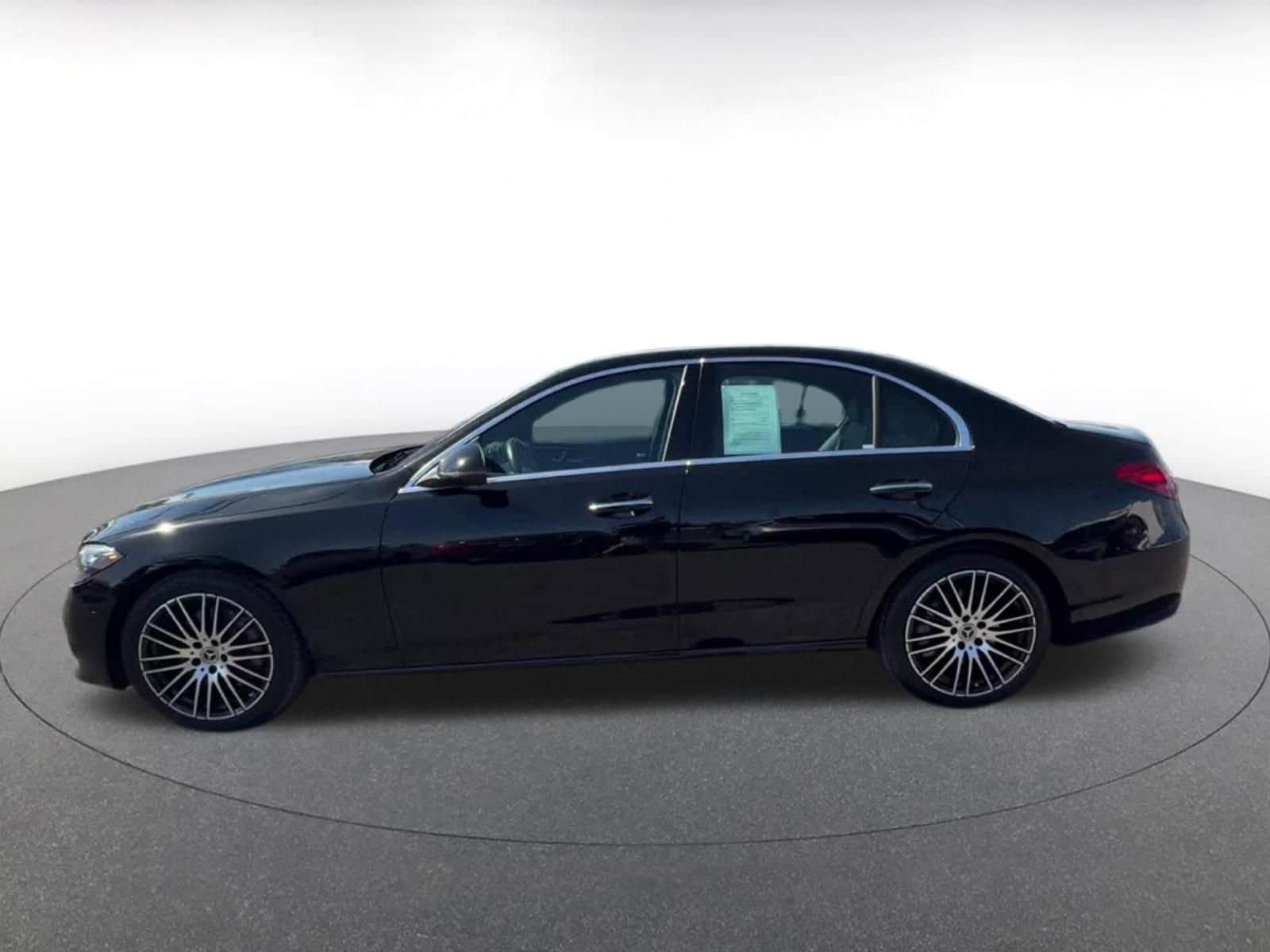 Thumbnail: 2024 Mercedes-Benz C-Class - 9