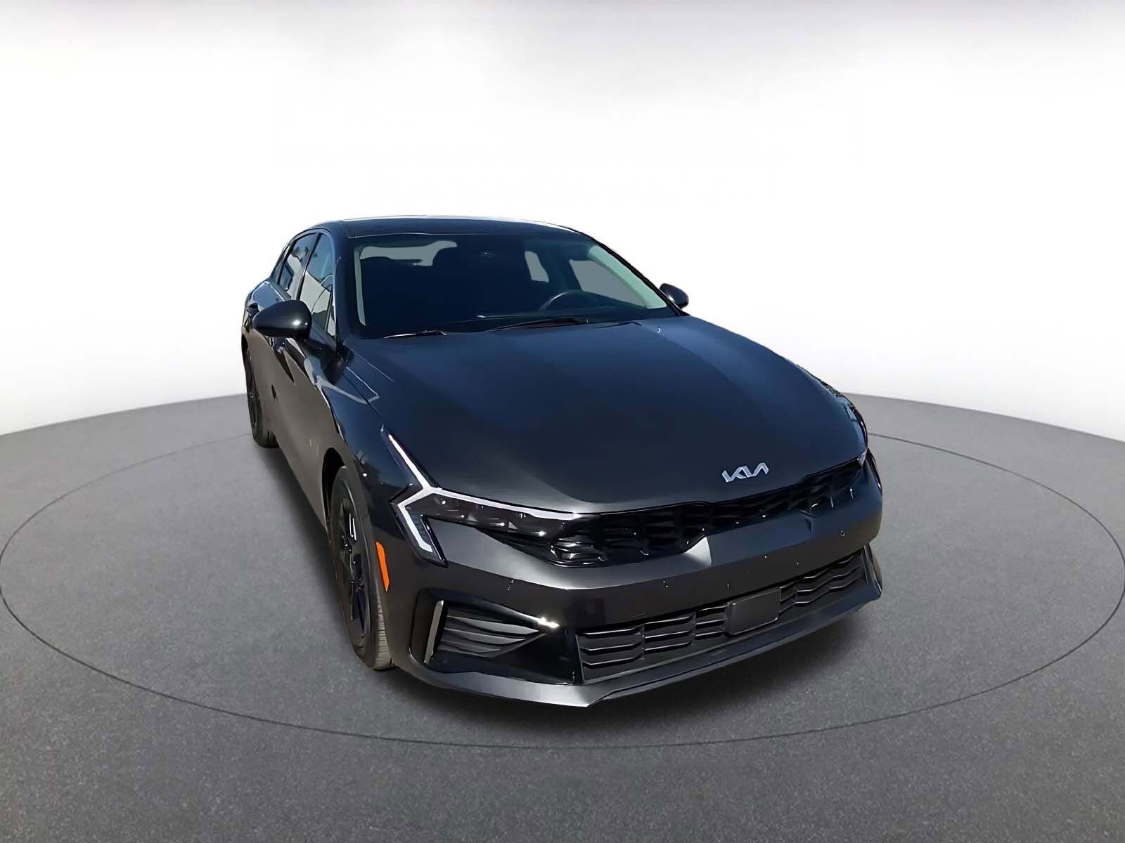Thumbnail: 2025 Kia K5 - 3