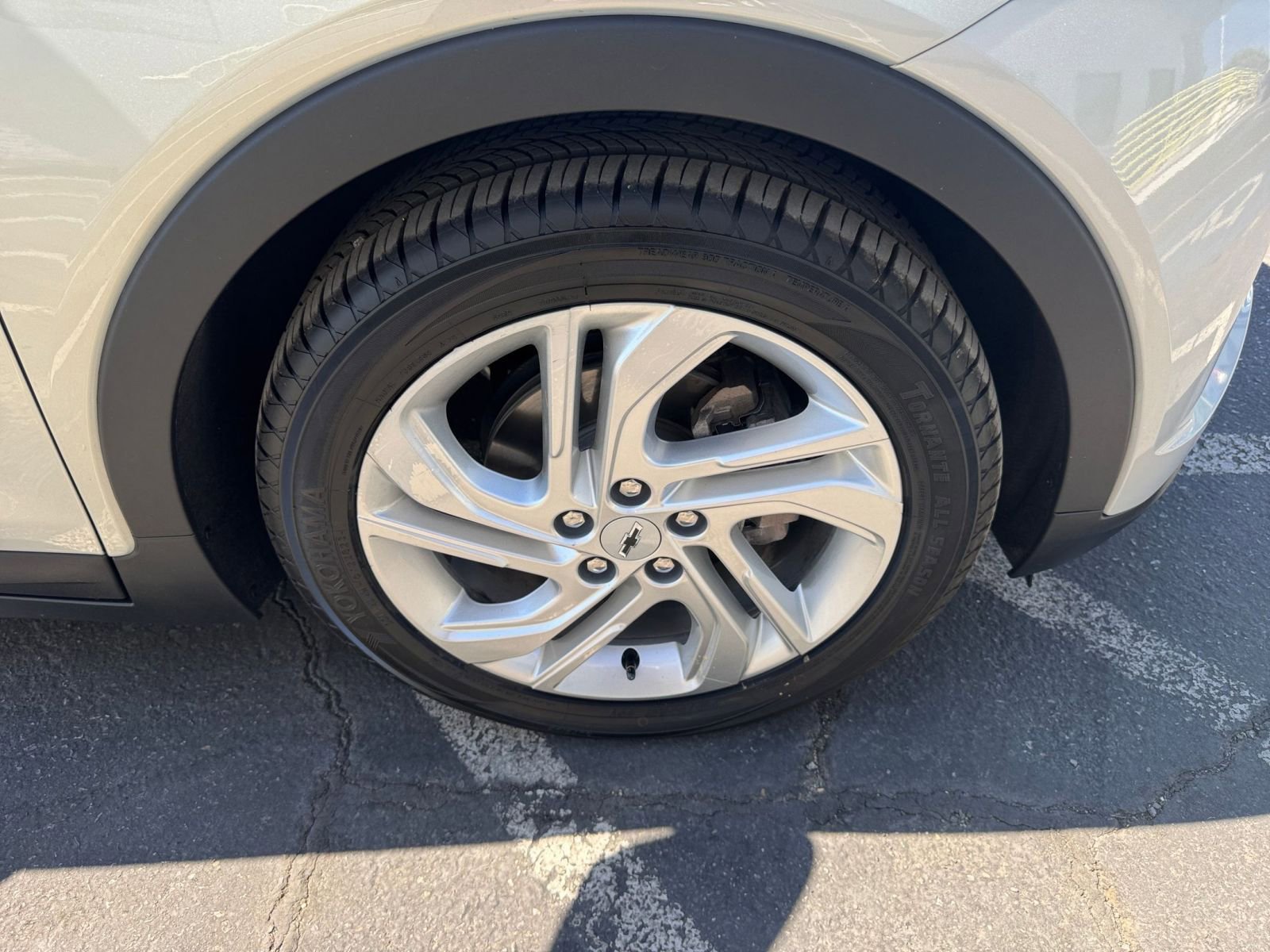 Thumbnail: 2023 Chevrolet Bolt EV - 32