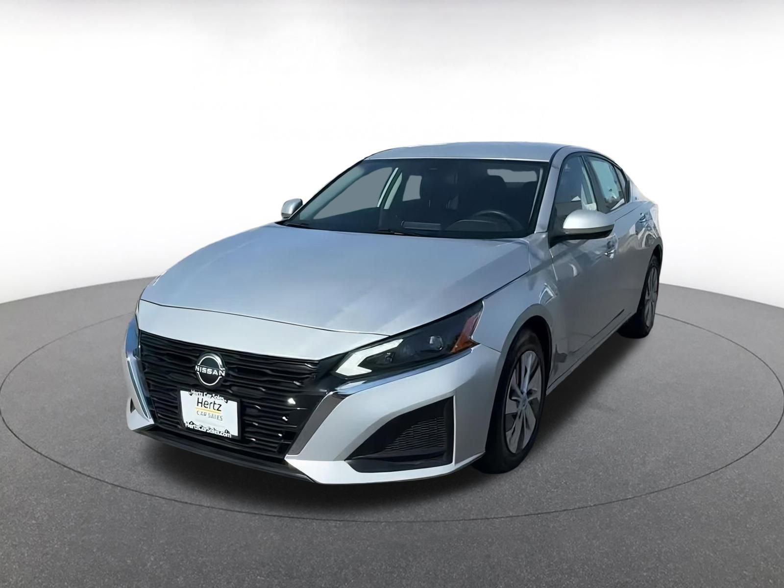 Thumbnail: 2023 Nissan Altima - 6