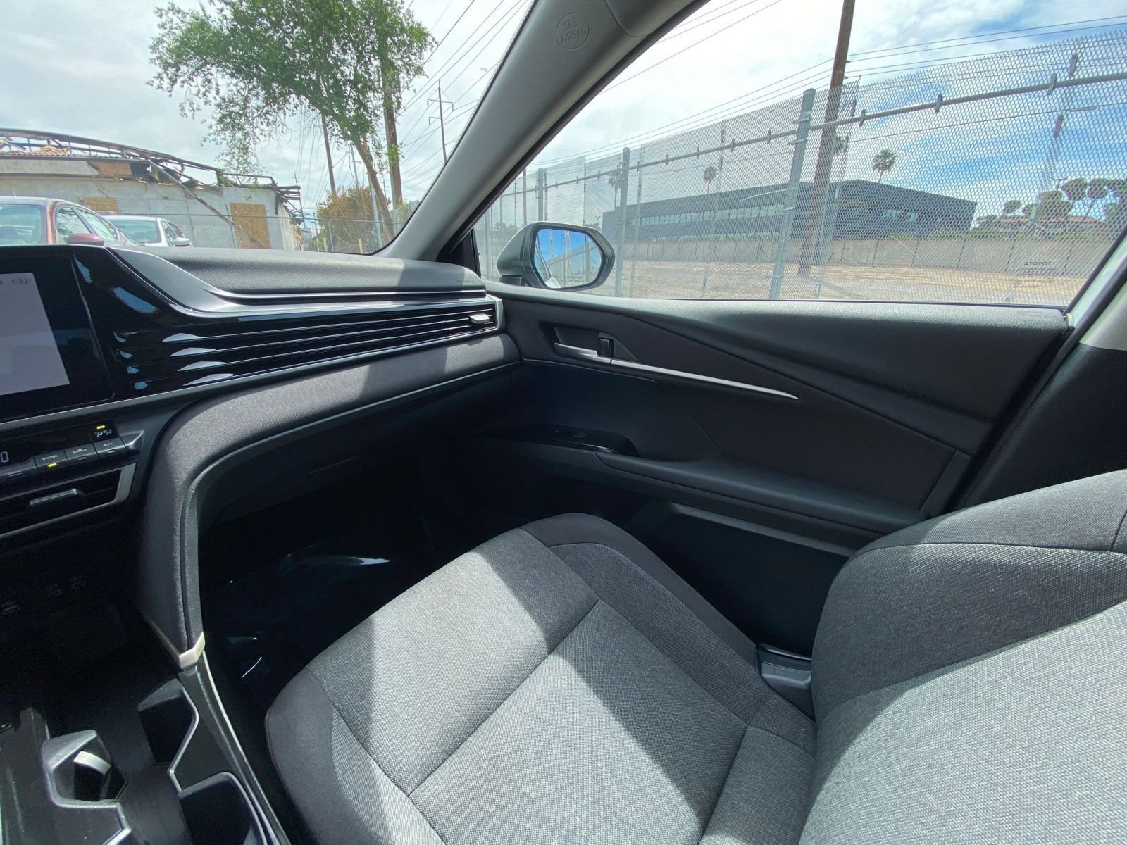 Thumbnail: 2025 Toyota Camry - 34