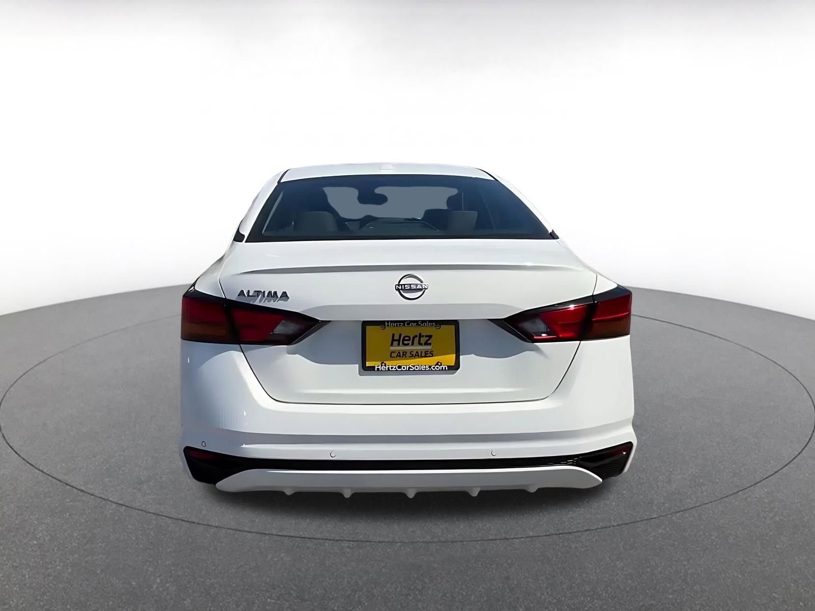 Thumbnail: 2025 Nissan Altima - 12