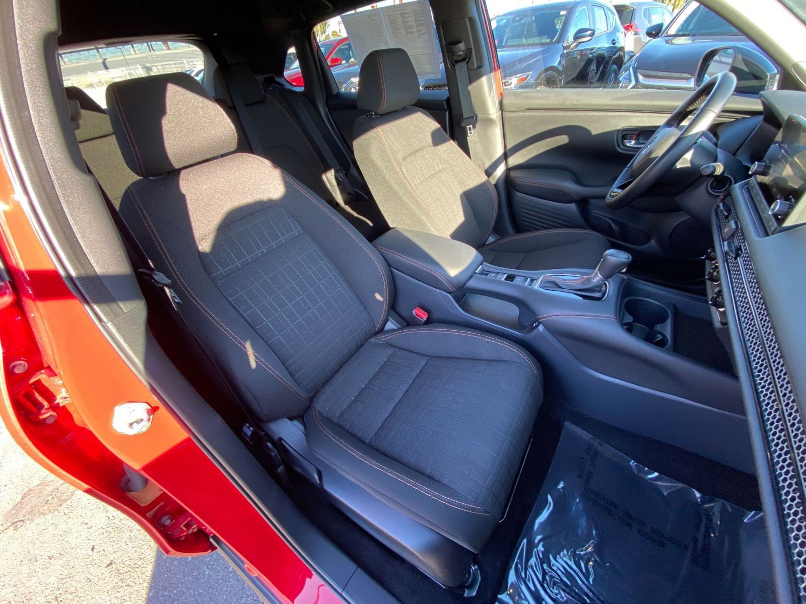 Thumbnail: 2025 Honda HR-V - 27