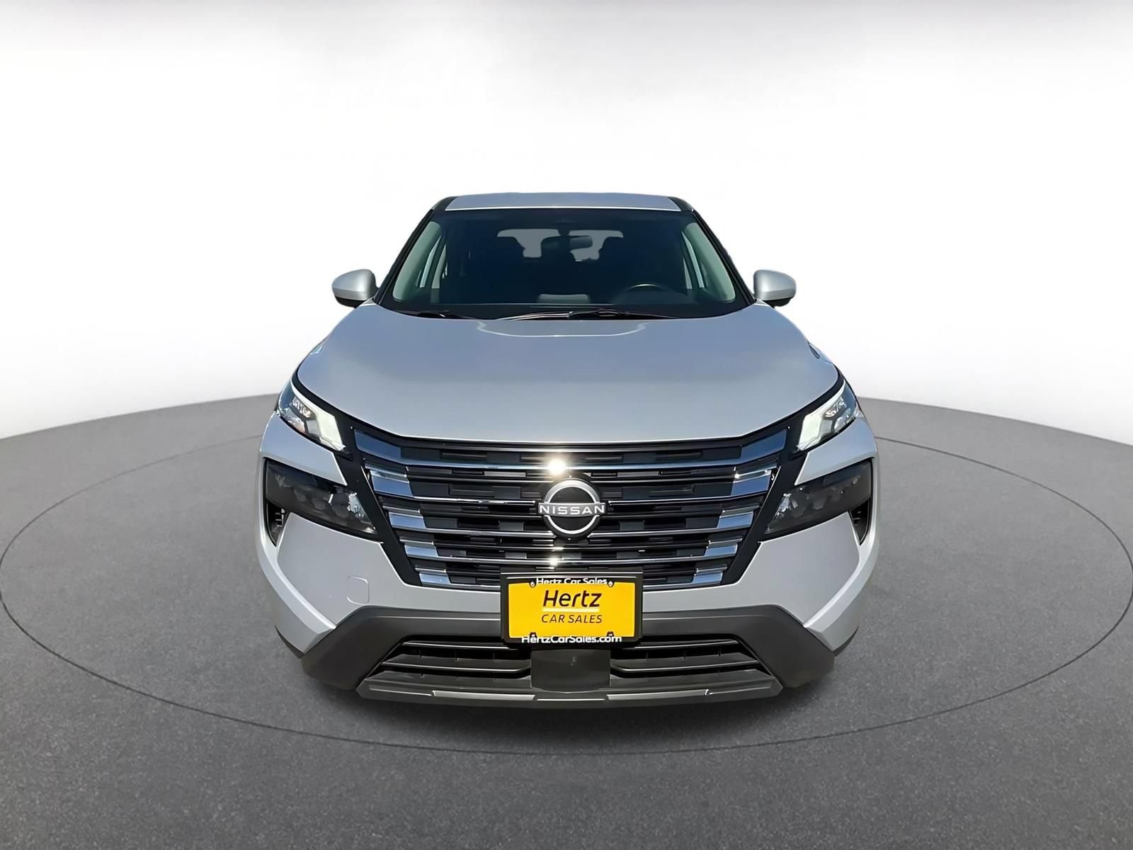 Thumbnail: 2025 Nissan Rogue - 4