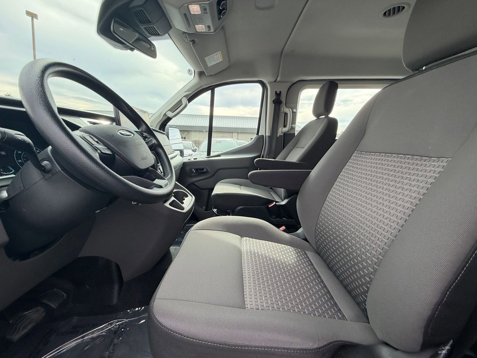 Thumbnail: 2024 Ford Econoline - 23