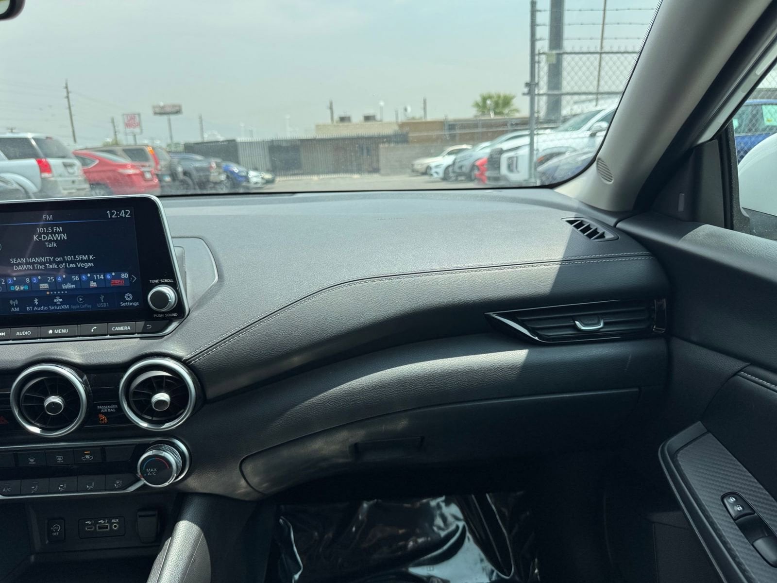 Thumbnail: 2024 Nissan Sentra - 33