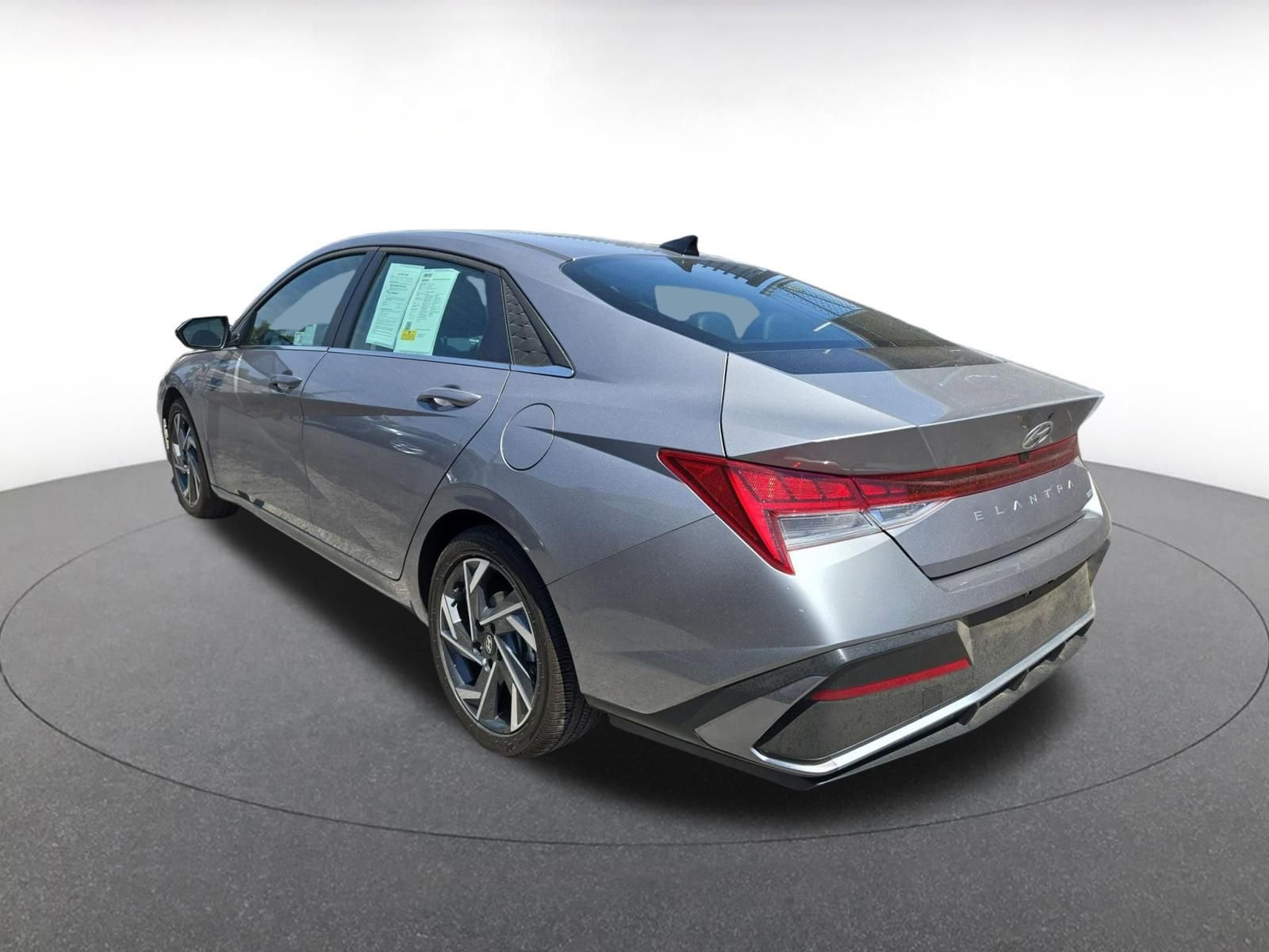 Thumbnail: 2025 Hyundai Elantra - 4