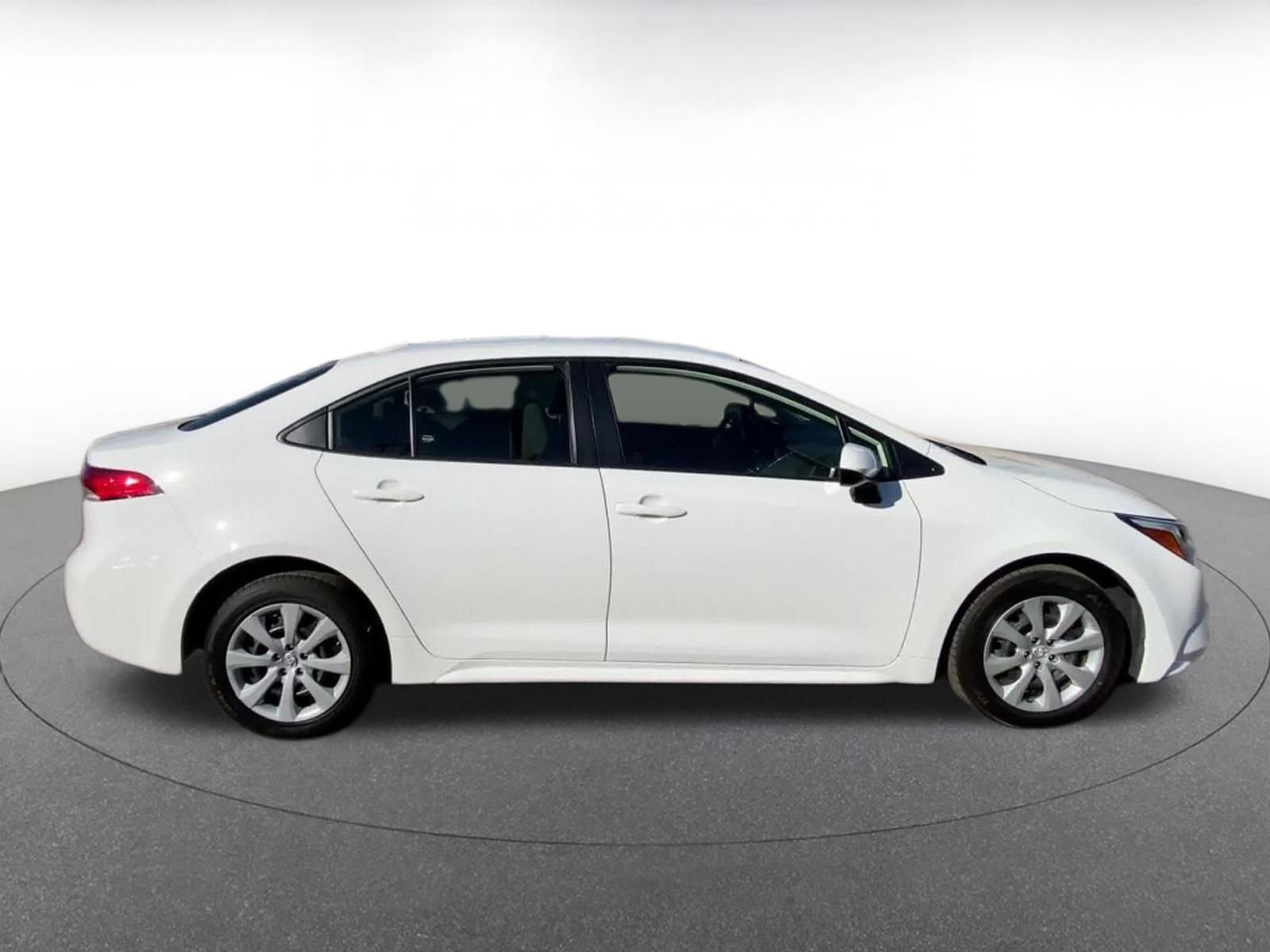 Thumbnail: 2025 Toyota Corolla - 16