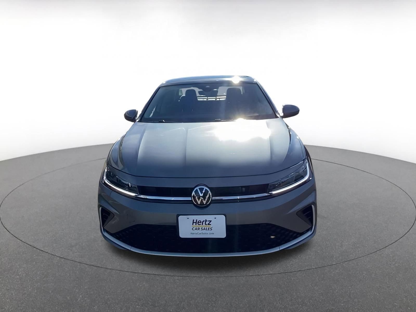 Thumbnail: 2025 Volkswagen Jetta - 4