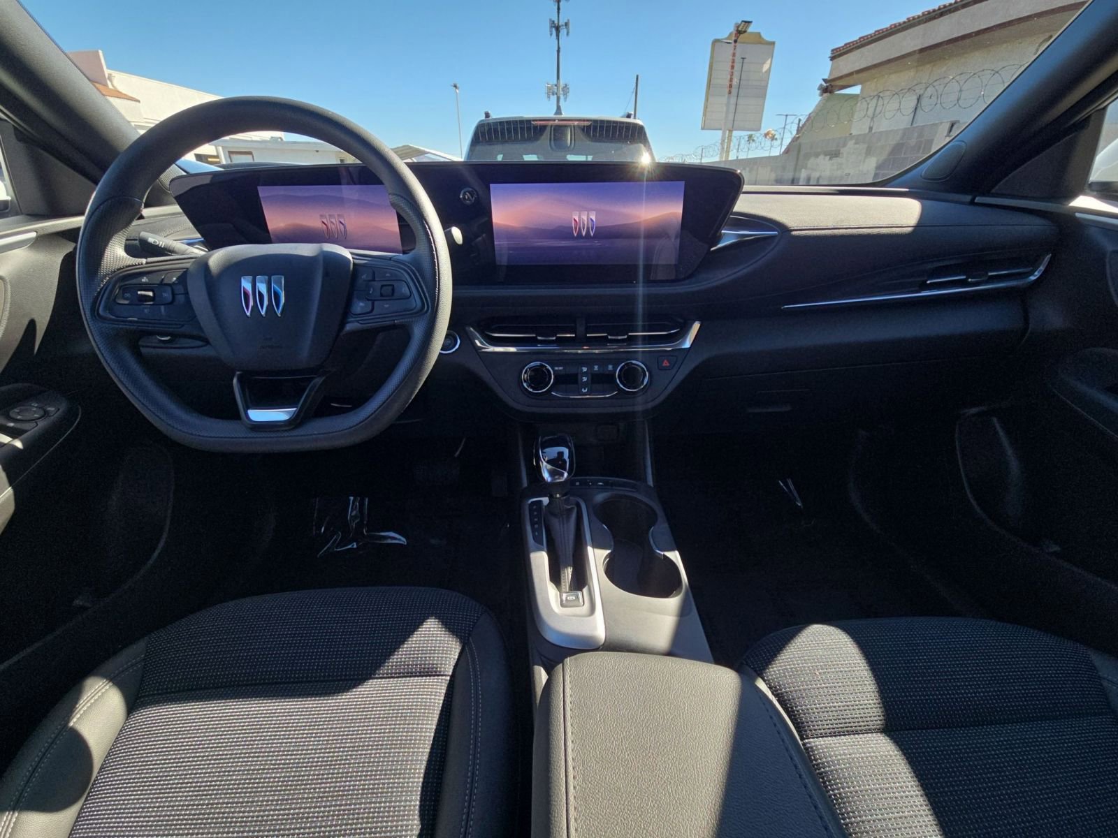 Thumbnail: 2025 Buick Envista - 11