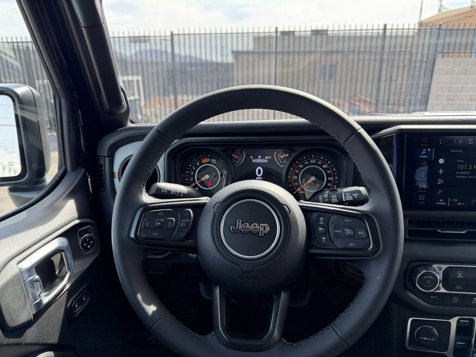 Thumbnail: 2025 Jeep Wrangler - 33