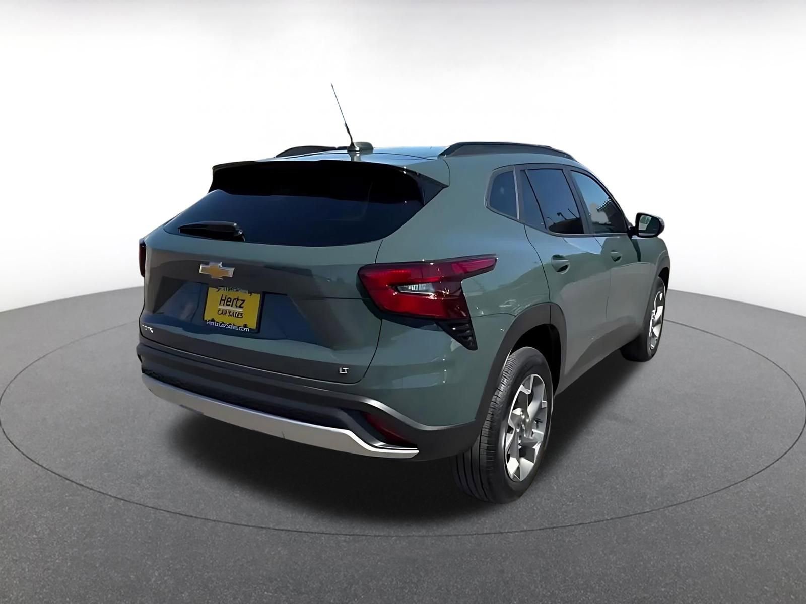 Thumbnail: 2025 Chevrolet Trax - 15