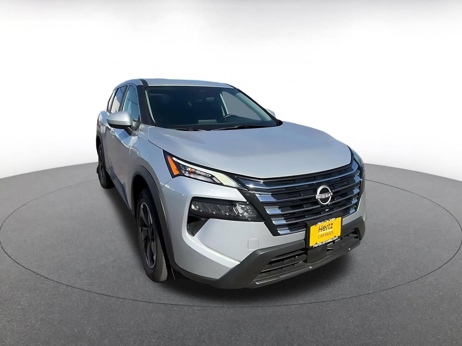 Thumbnail: 2025 Nissan Rogue - 3